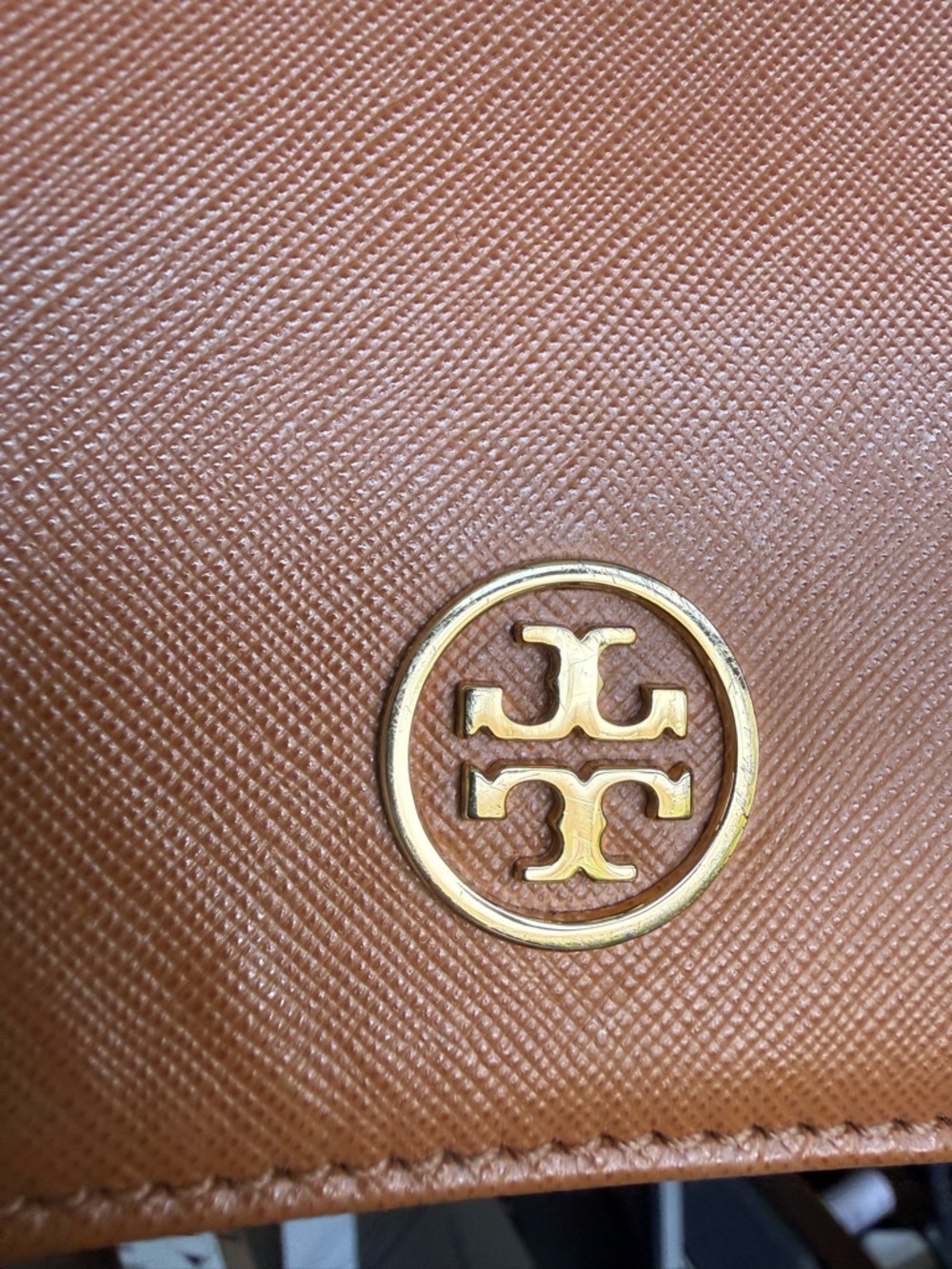 Tory Burch Tan Leather Crossbody with Gold Chain - Picture 7 of 7